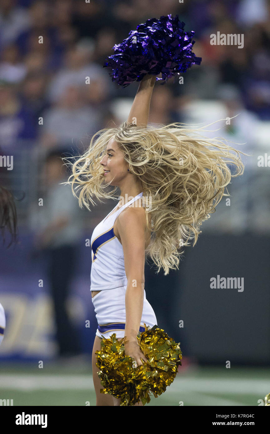 Seattle, WA, USA. 16th Sep, 2017. The UW dance team performs during a time out in a NCAA football game between the Fresno State Bulldogs and the Washington Huskies. The game was played at Husky Stadium in Seattle, WA. Jeff Halstead/CSM/Alamy Live News Stock Photo
