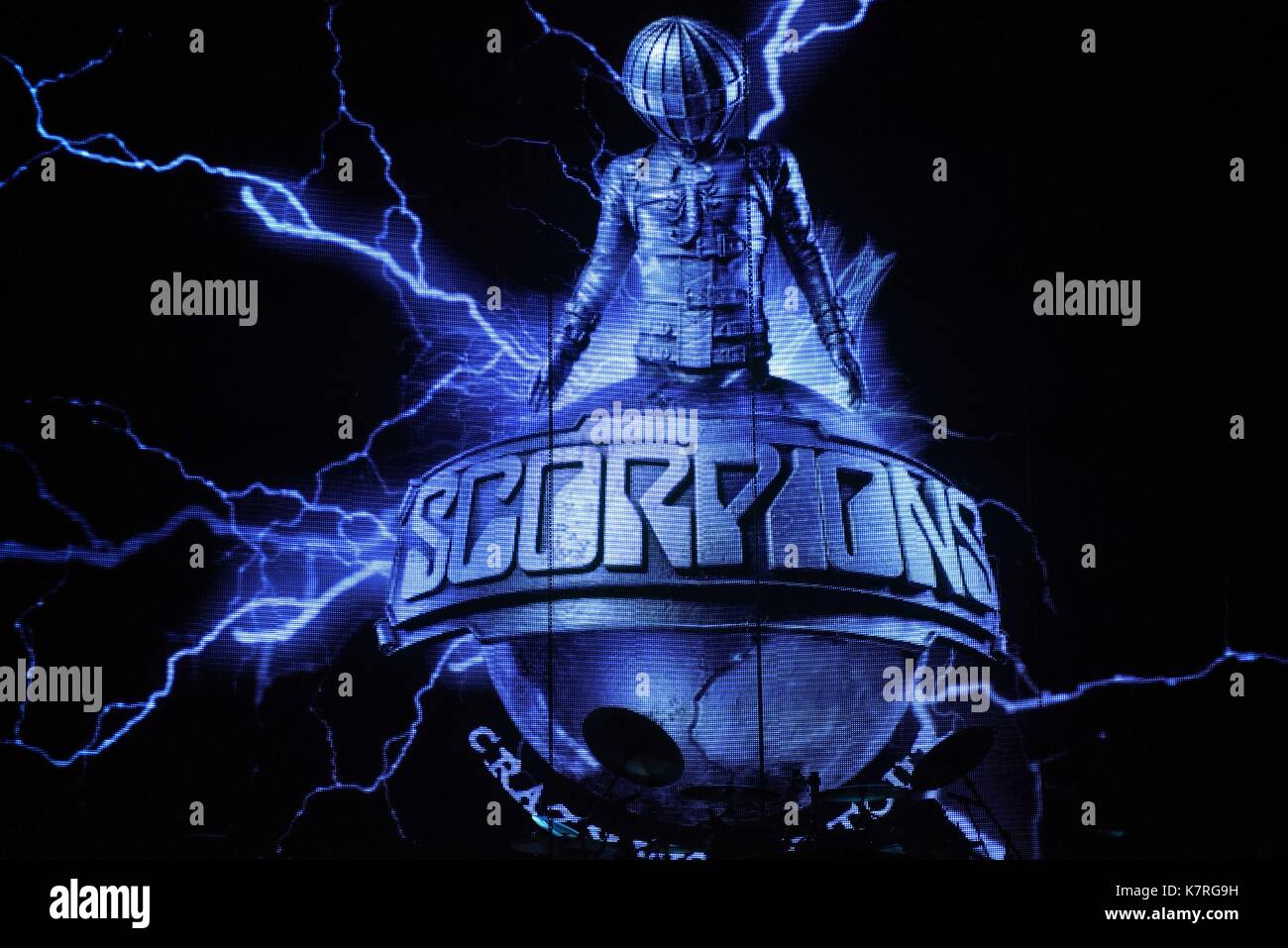 Crazy World High Resolution Stock Photography And Images Alamy Crazy World High Resolution Stock Photography And Images Alamy