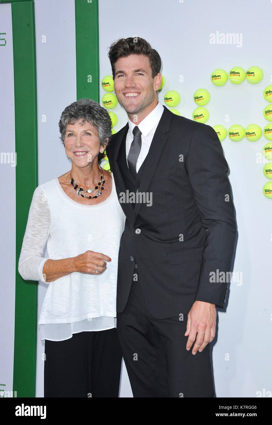 Los Angeles, CA, USA. 16th Sep, 2017. Austin Stowell at arrivals for BATTLE OF THE SEXES Premiere, The Regency Village Theatre, Los Angeles, CA September 16, 2017. Credit: Elizabeth Goodenough/Everett Collection/Alamy Live News Stock Photo