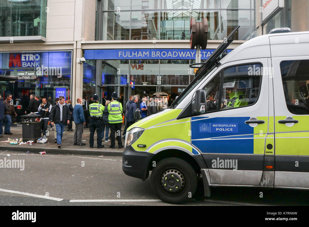 London UK. 17th September 2017.  Visible security with increased numbers of police officers for the  match between Chelsea and Arsenal following the recent tube bombing in Parsons Green situated in the vicinity to  the Stamford Bridge stadium Credit: amer ghazzal/Alamy Live News Stock Photo