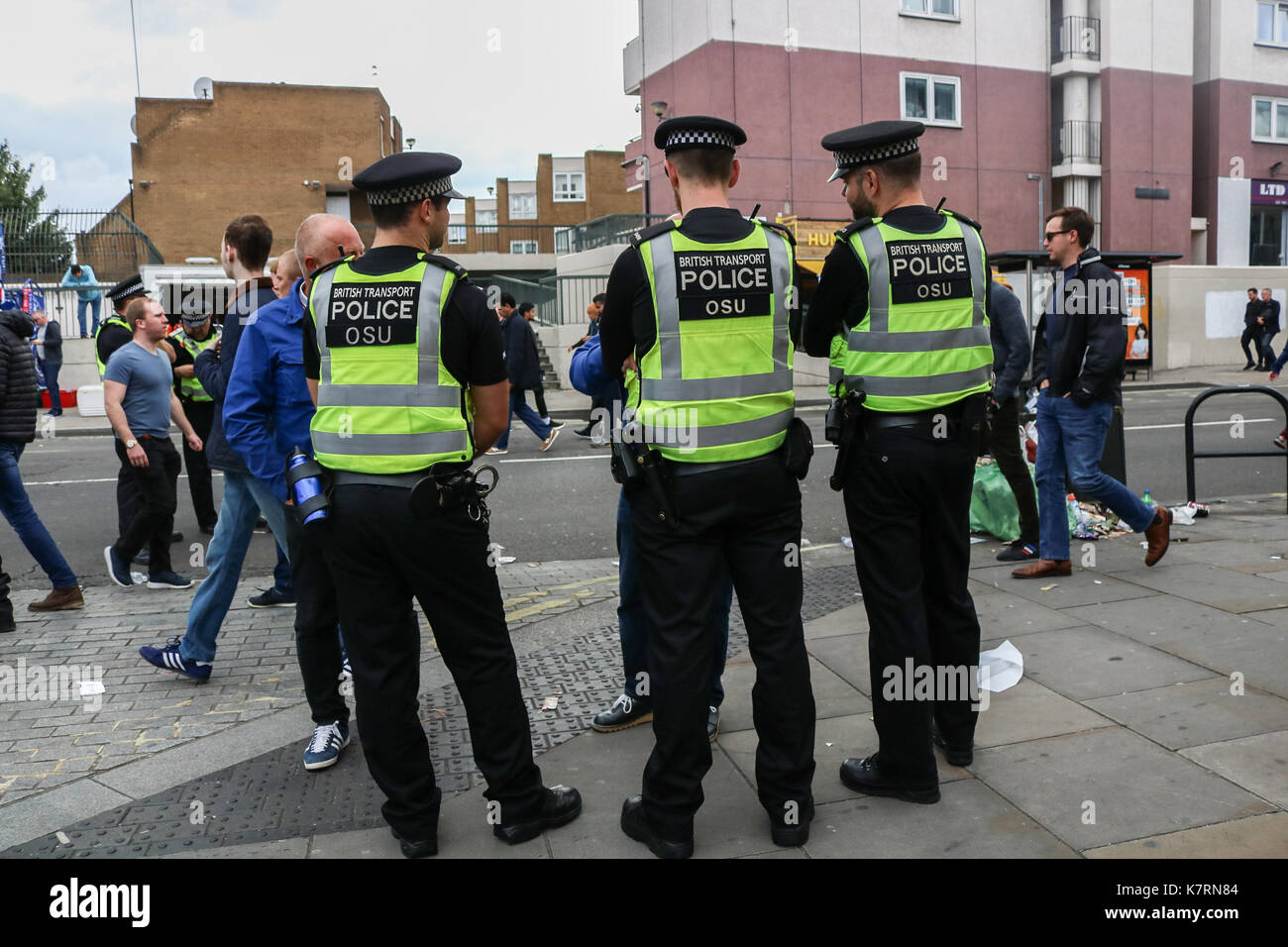 London UK. 17th September 2017.  Visible security with increased numbers of police officers for the  match between Chelsea and Arsenal following the recent tube bombing in Parsons Green situated in the vicinity to  the Stamford Bridge stadium Credit: amer ghazzal/Alamy Live News Stock Photo