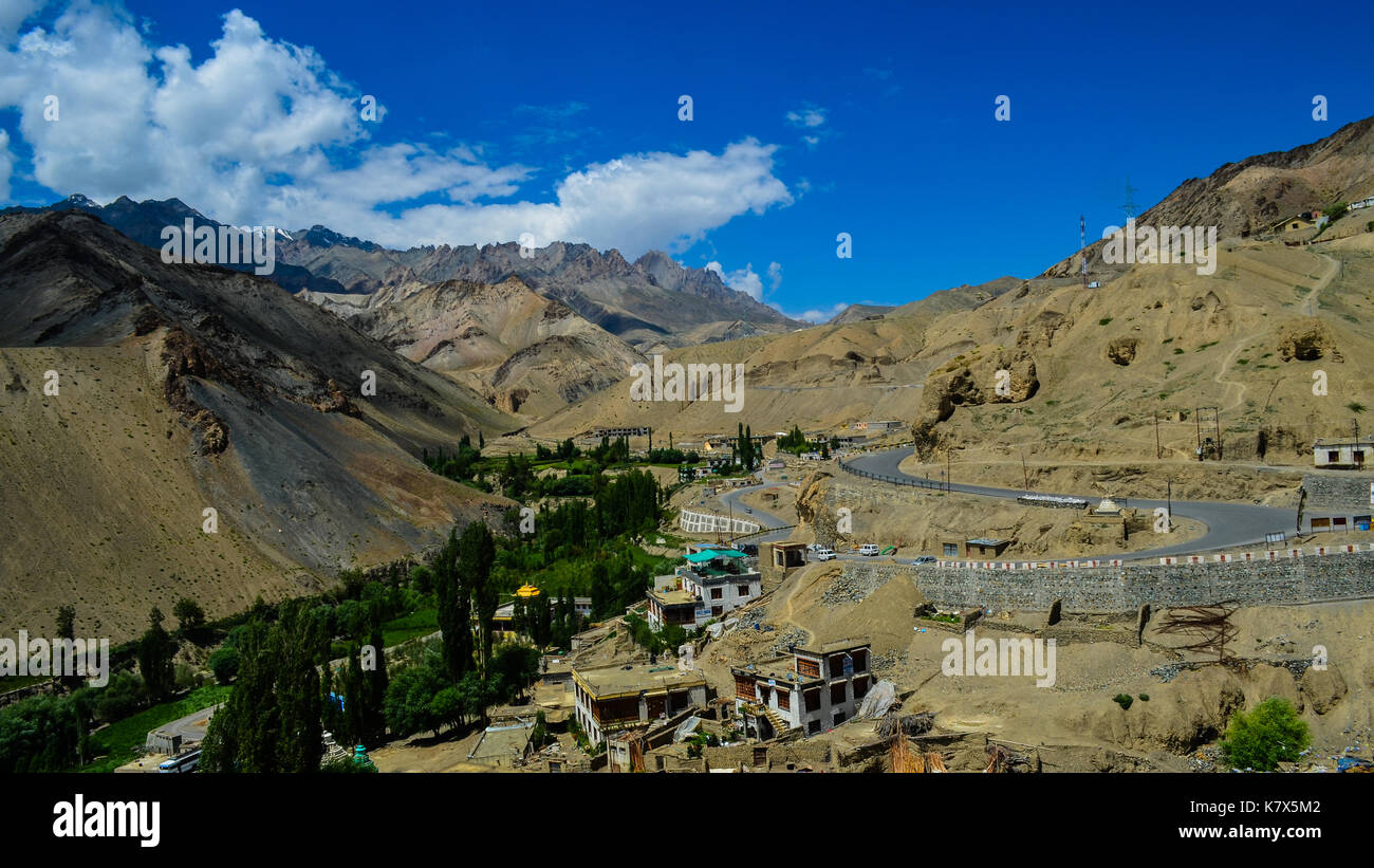 India village scenery hi-res stock photography and images - Alamy