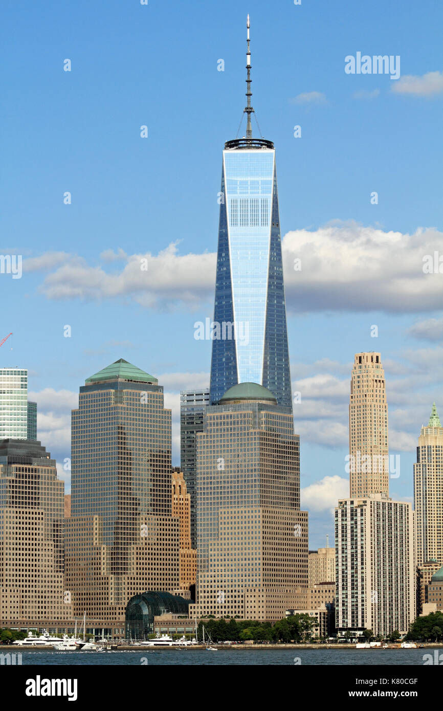 Freedom Tower and Lower Manhattan as viewed from Liberty State Park