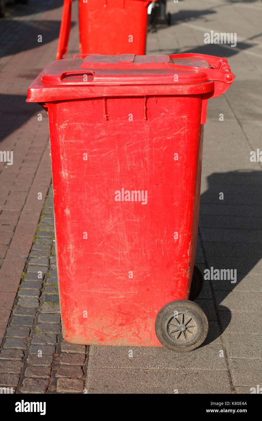 red recycling bin for glass Stock Photo Alamy