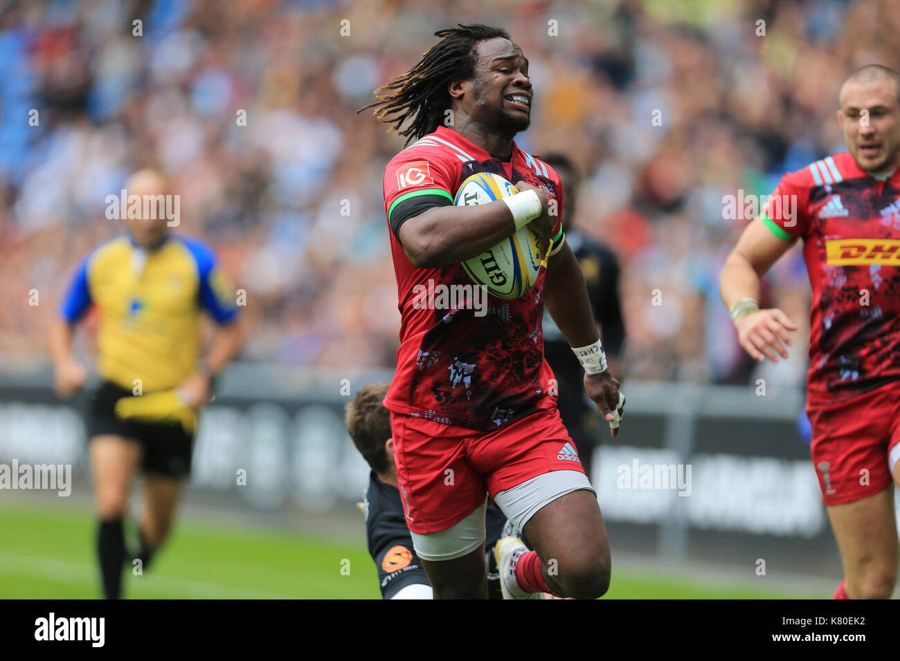 Harlequins Marland Yarde score TRY for wasps during the Aviva Premiership Rugby match between Wasps RFC v Harlequins F.C on Sunday 17th September 2017 Stock Photo