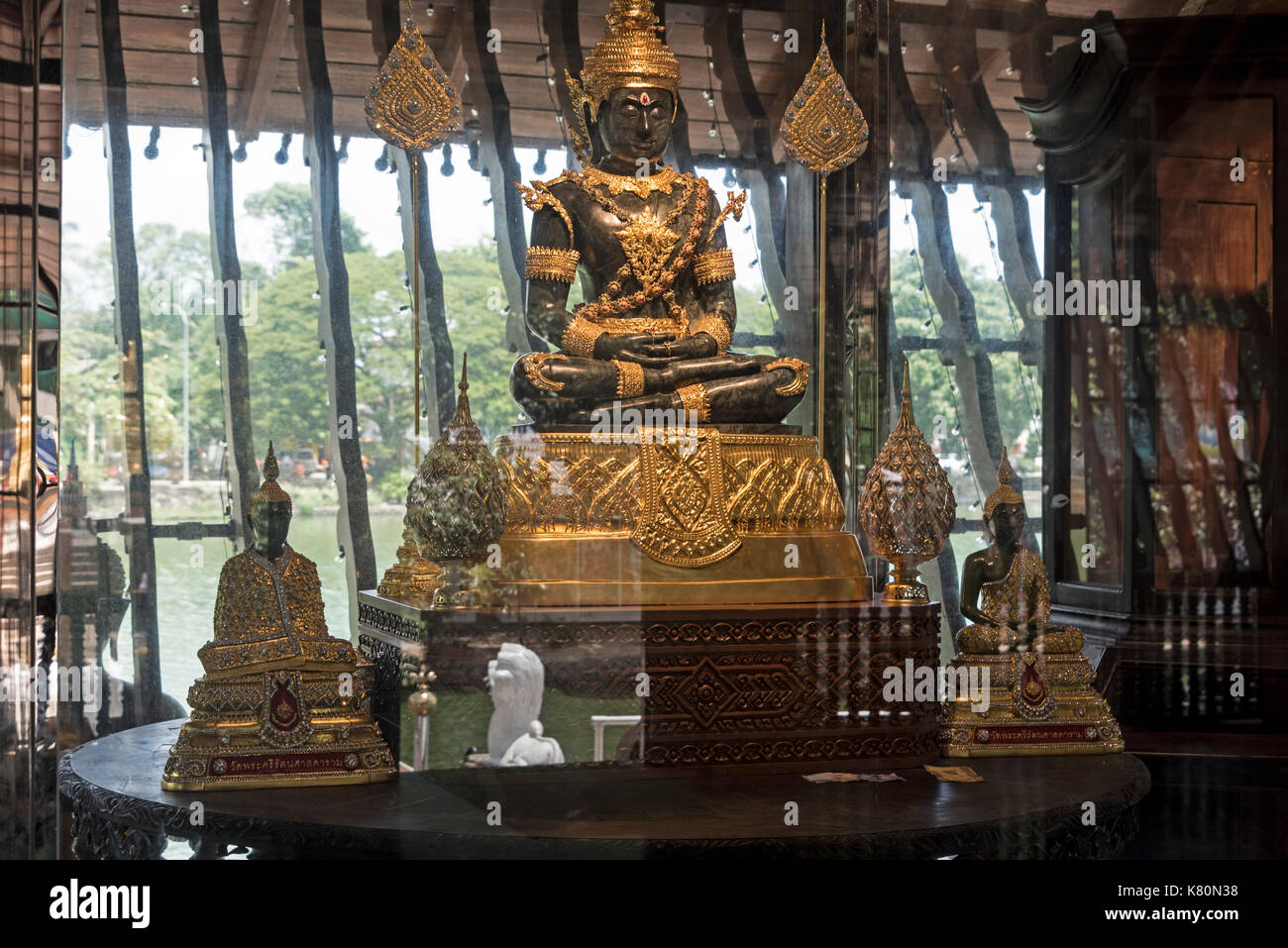 Glass Buddha Stock Photos Glass Buddha Stock Images Alamy