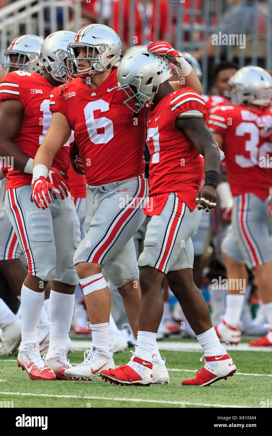 Buckeyes football helmet hires stock photography and images Alamy