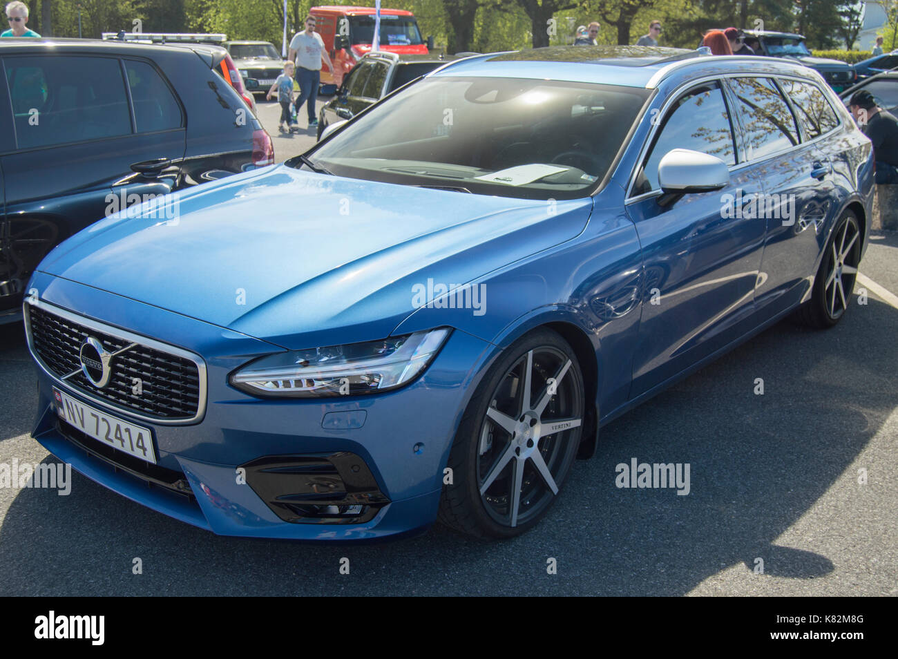 Bursting Blue Volvo V90 | Grenland Bilfestival 2017 Stock Photo