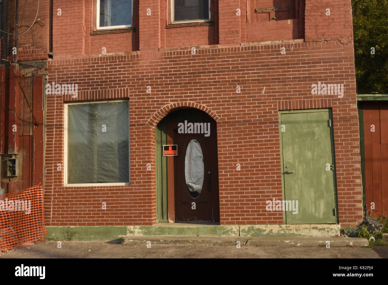 Vacant apartment building hires stock photography and images Alamy