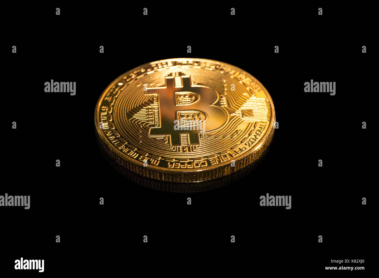 Priceofbitcoin hi-res stock photography and images - Alamy