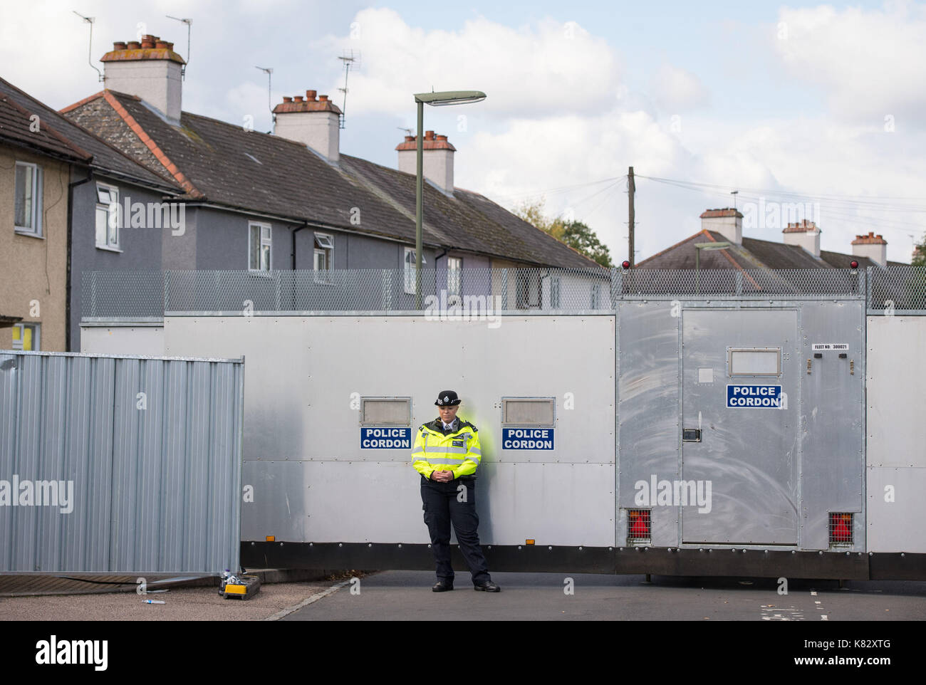 Cordon on cavendish road hires stock photography and images Alamy