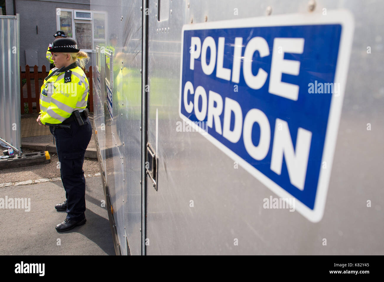 Cordon on cavendish road hires stock photography and images Alamy