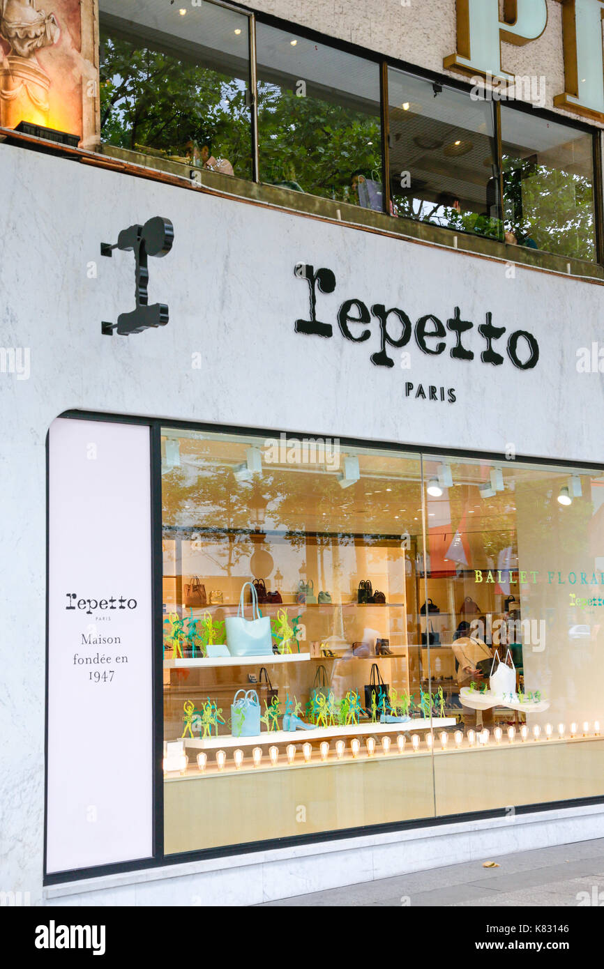 Paris, France: Repetto dancing shop window in the heart of Paris Stock  Photo - Alamy