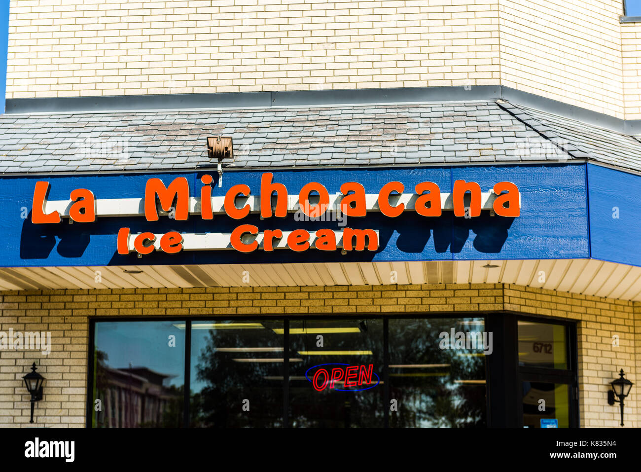 Madison, WI - 13 September 2017:  La Michoacana ice cream store, the fastest growing chain. Stock Photo