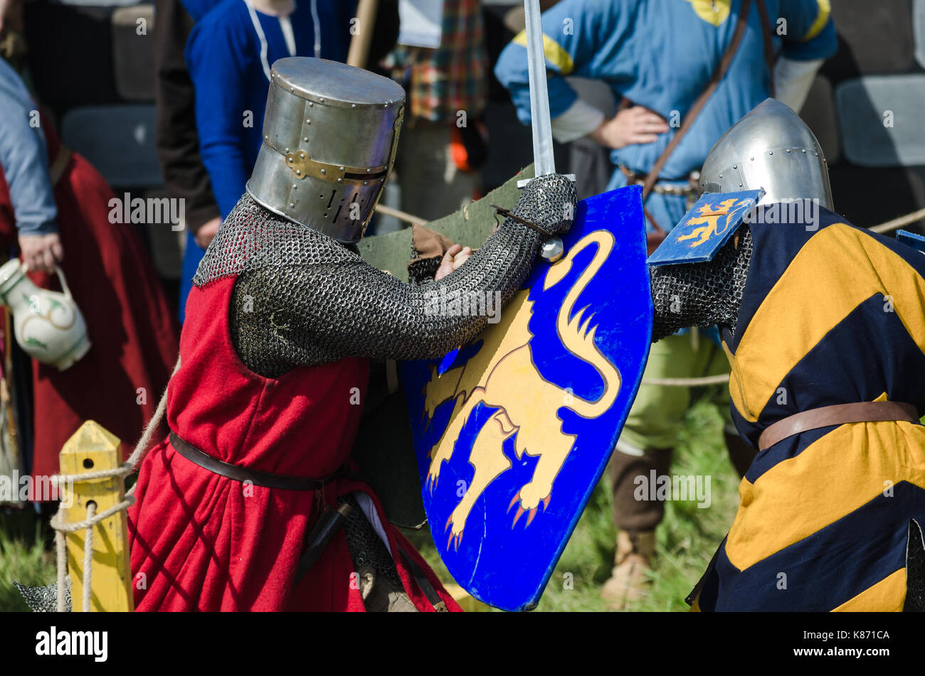 бой ратников. поединок двух ратников. великий новгород дружина. бой ратников. дзысь куликовская битва.