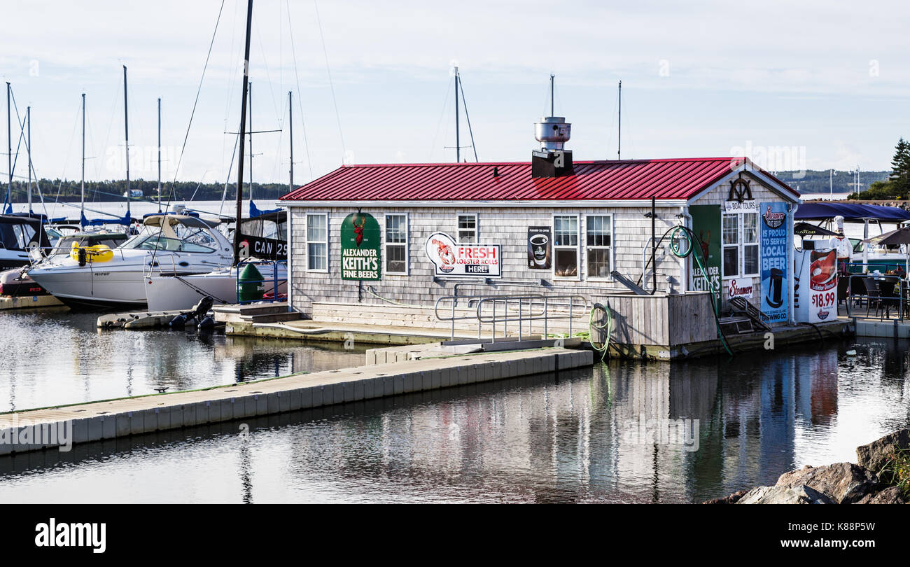 Steamers beer hires stock photography and images Alamy