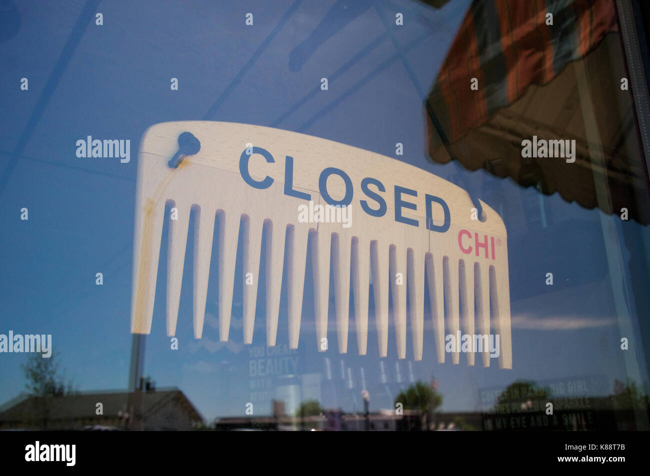 Funny Closed sign in a shop window Stock Photo Alamy