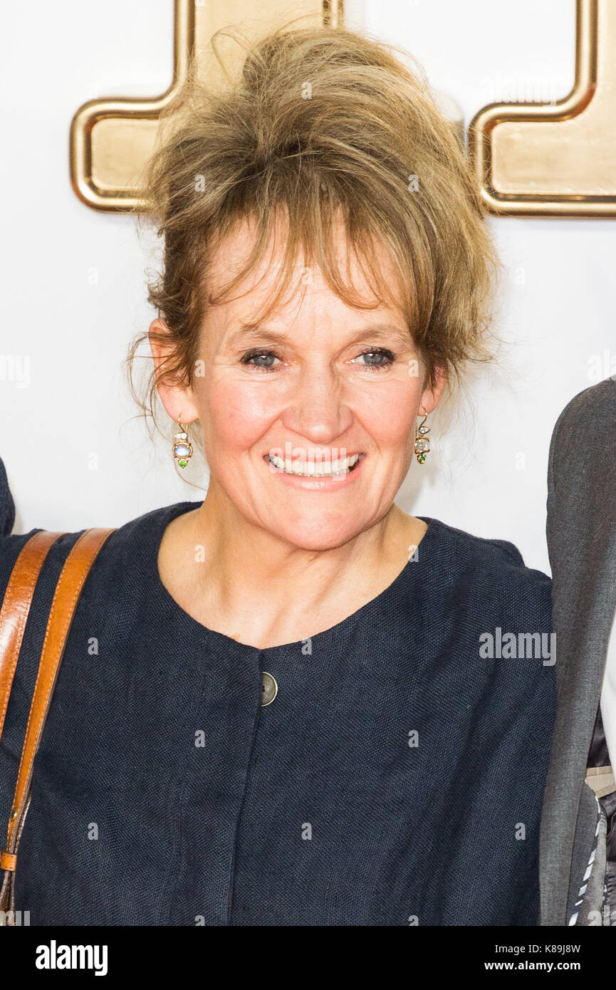 Lorraine ashbourne hires stock photography and images Alamy