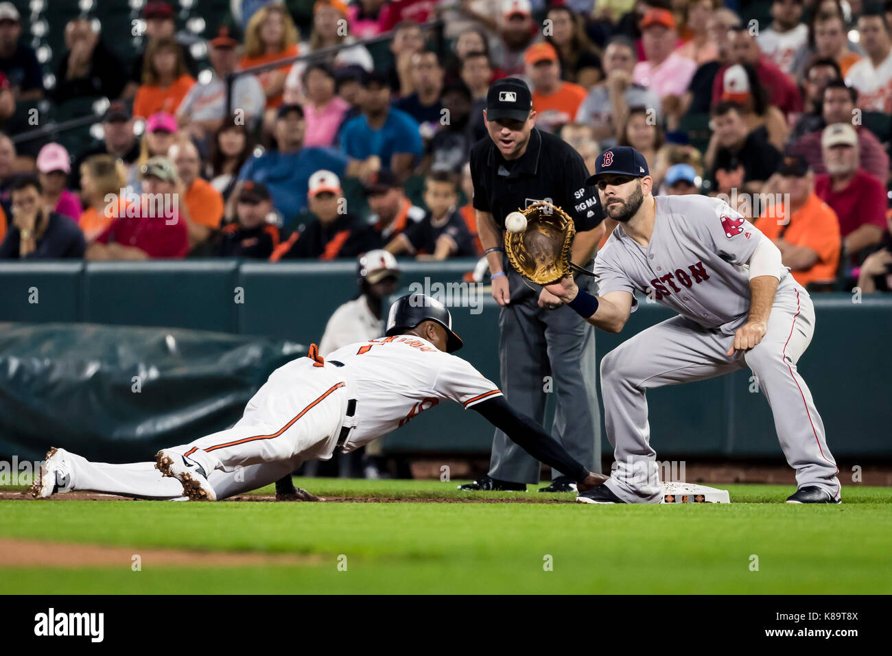 Baltimore, Maryland, USA. 18th Sep, 2017. Baltimore Orioles shortstop ...