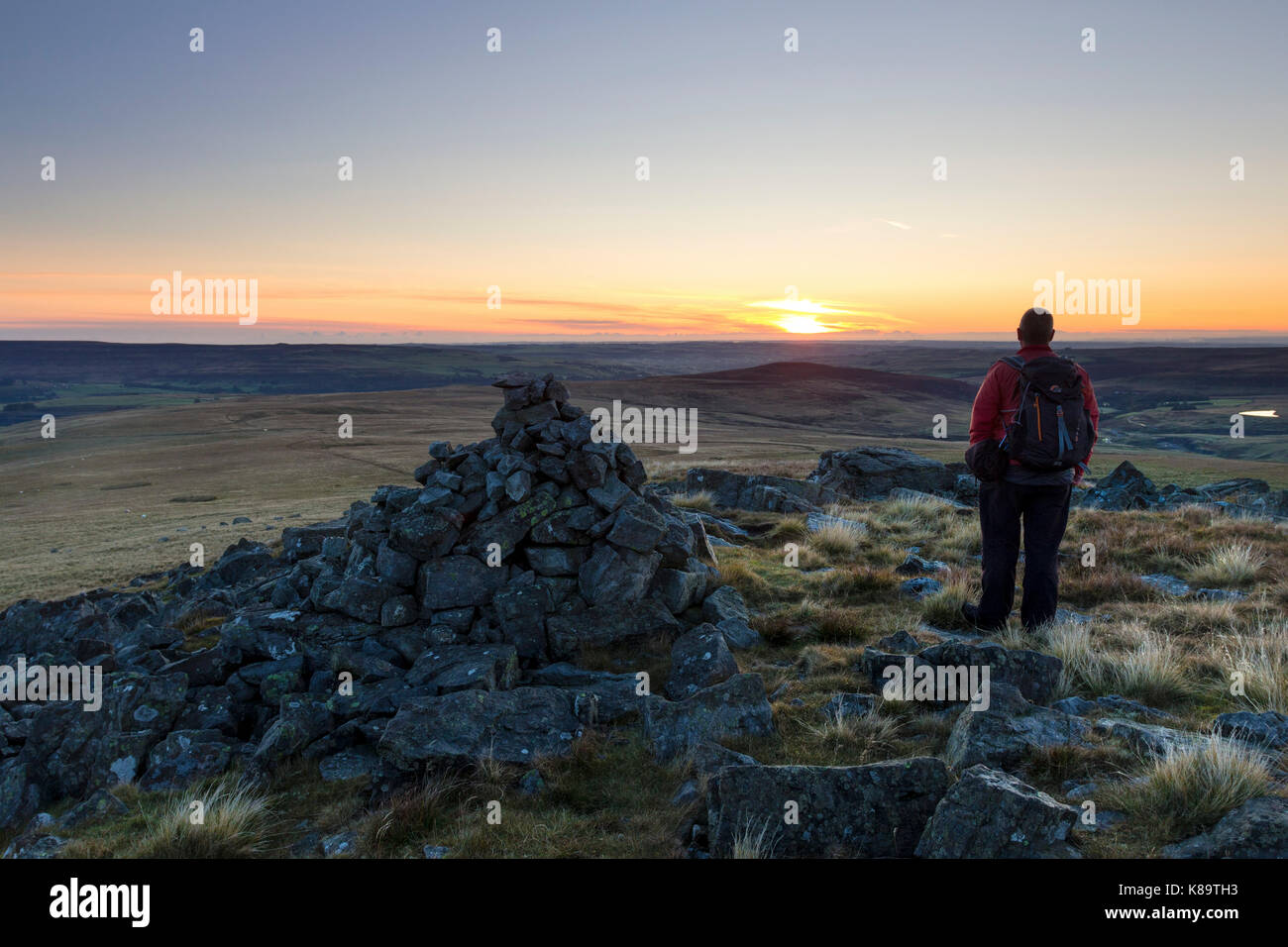 Over top over top david hires stock photography and images Alamy