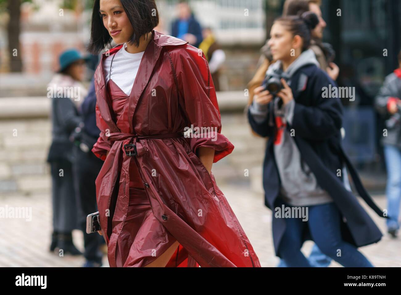 Blogger Tiffany Hsu arriving at the Preen By Thornton Bregazzi runway show during London Fashion Week - Sept 17, 2017 - Photo: Runway Manhattan/Grace Lunn ***For Editorial Use Only*** | Verwendung weltweit Stock Photo