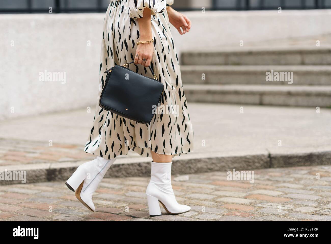Stylist Kate Foley arriving at the Preen By Thornton Bregazzi runway show during London Fashion Week - Sept 17, 2017 - Photo: Runway Manhattan/Grace Lunn ***For Editorial Use Only*** | Verwendung weltweit Stock Photo