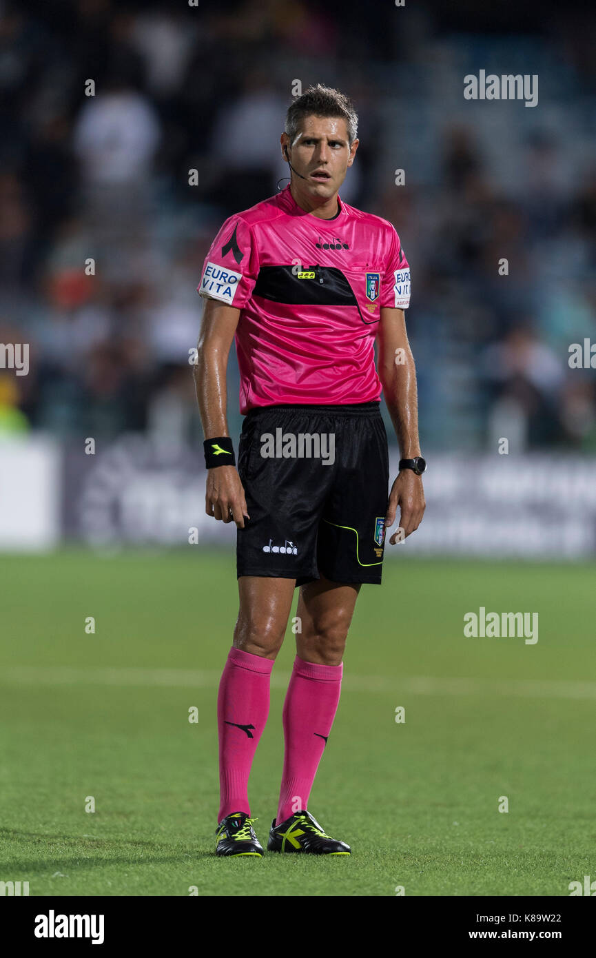 Parma, Italy. 18th Feb, 2023. Tardini Stadium, 18.02.23 Referee Mr.  Niccolo' Baroni during the Serie B match between Parma and Ascoli at  Tardini Stadium in Parma, Italia Soccer (Cristiano Mazzi/SPP) Credit: SPP