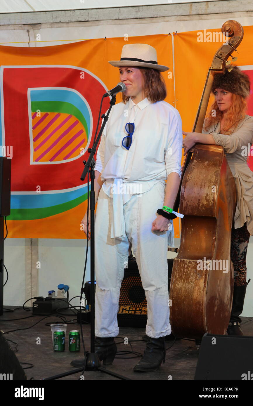 good-life-experience-festival-hi-res-stock-photography-and-images-alamy