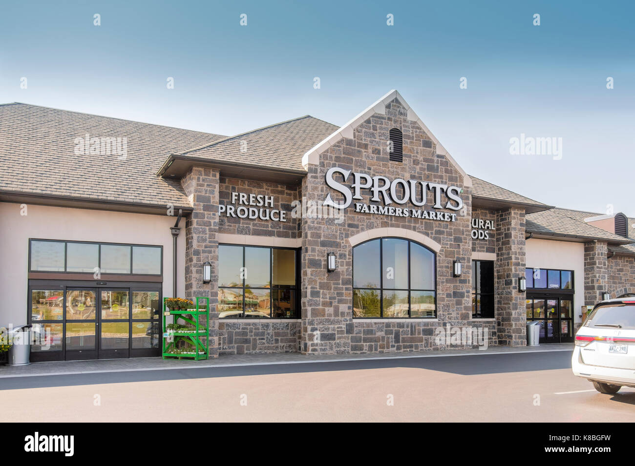 Sprouts farmers market hires stock photography and images Alamy
