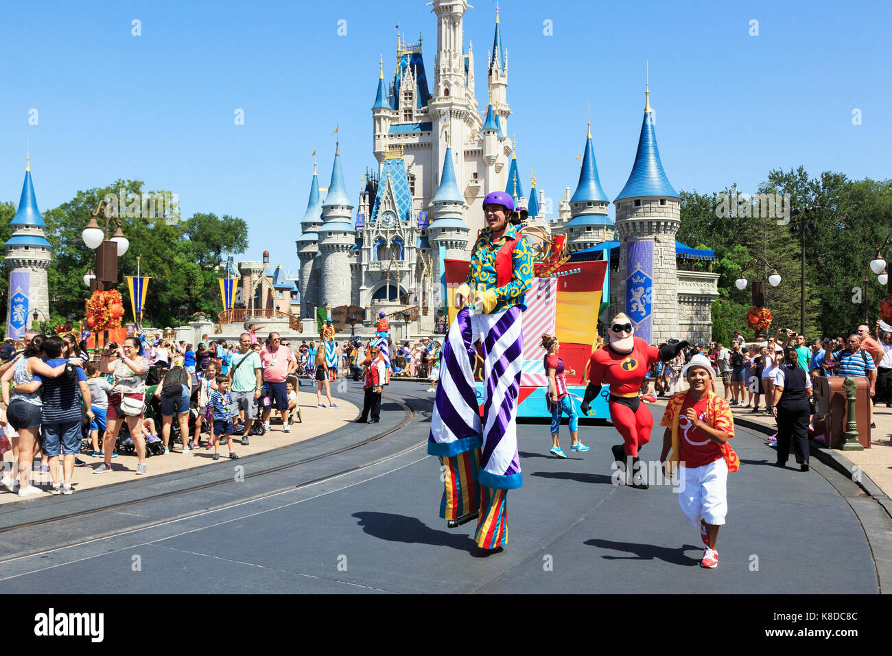 Street entertainment at Walt Disney's Magic Kingdom theme park, Orlando, Florida, USA Stock Photo