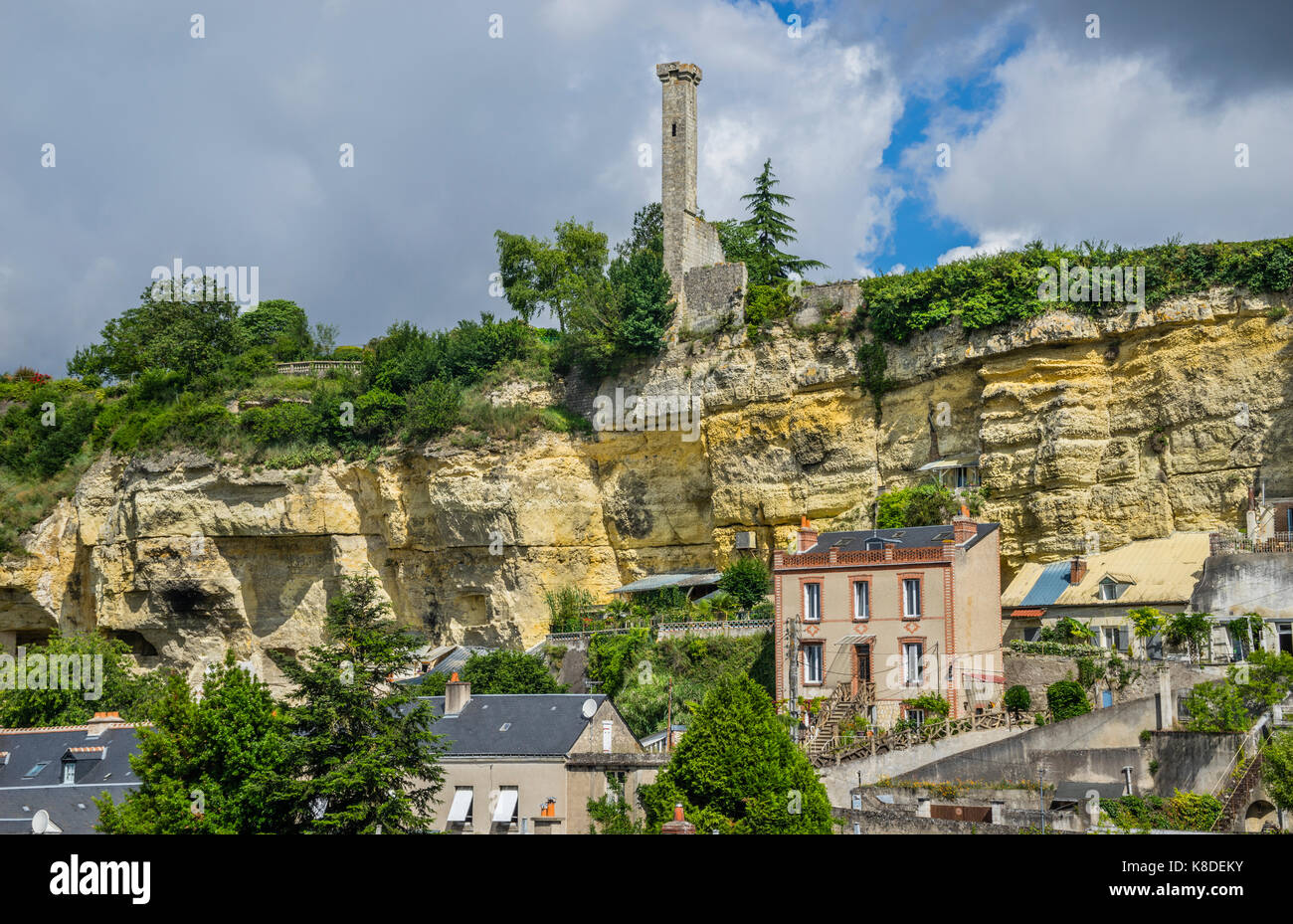 France, Indre-et-Loire department, Touraine, view of Rochecorbon in the Loire Valley, against the backdrop of the yellow tuffeau cliffs and the Lanter Stock Photo