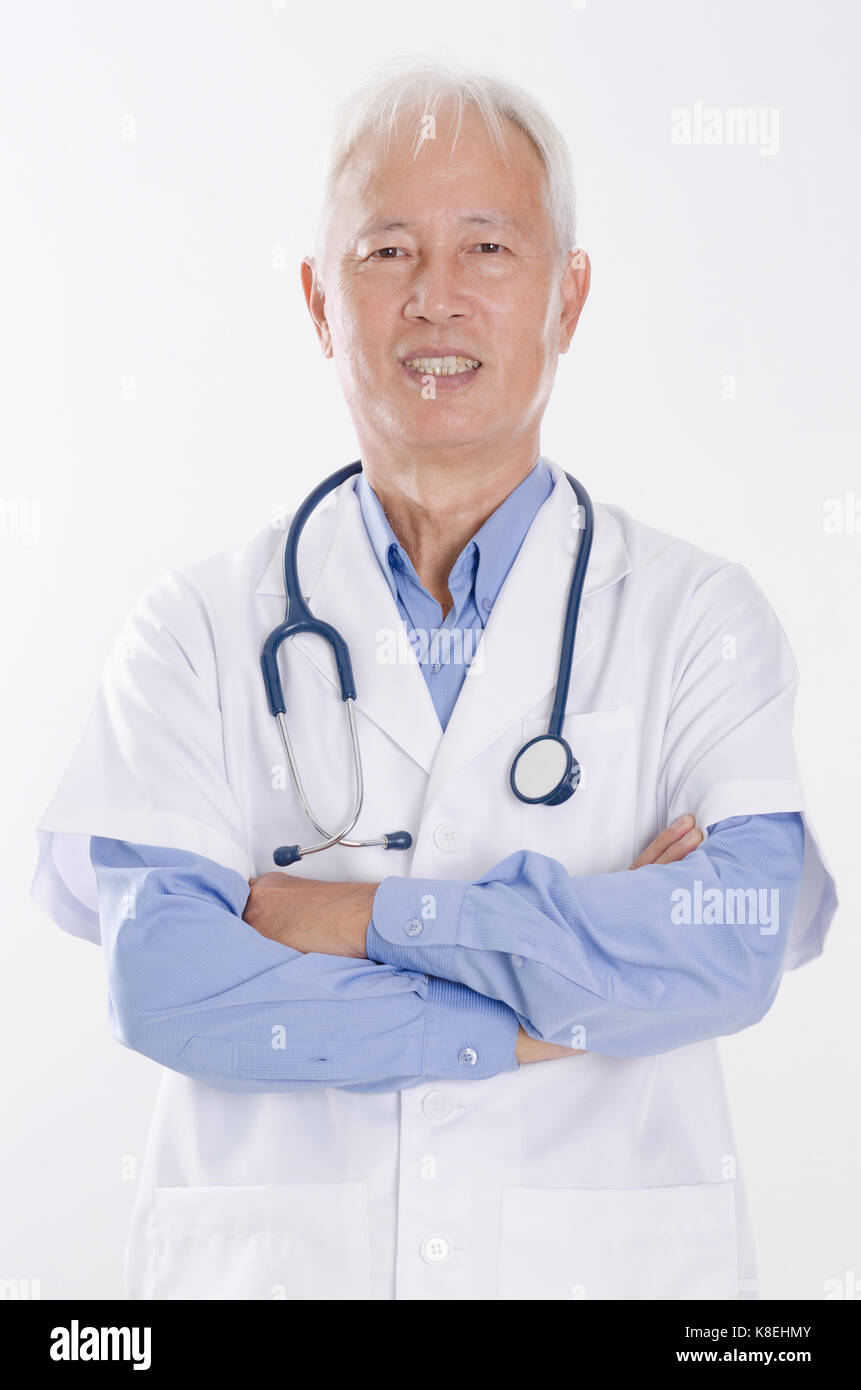 Experienced doctor arms crossed hi-res stock photography and images - Alamy