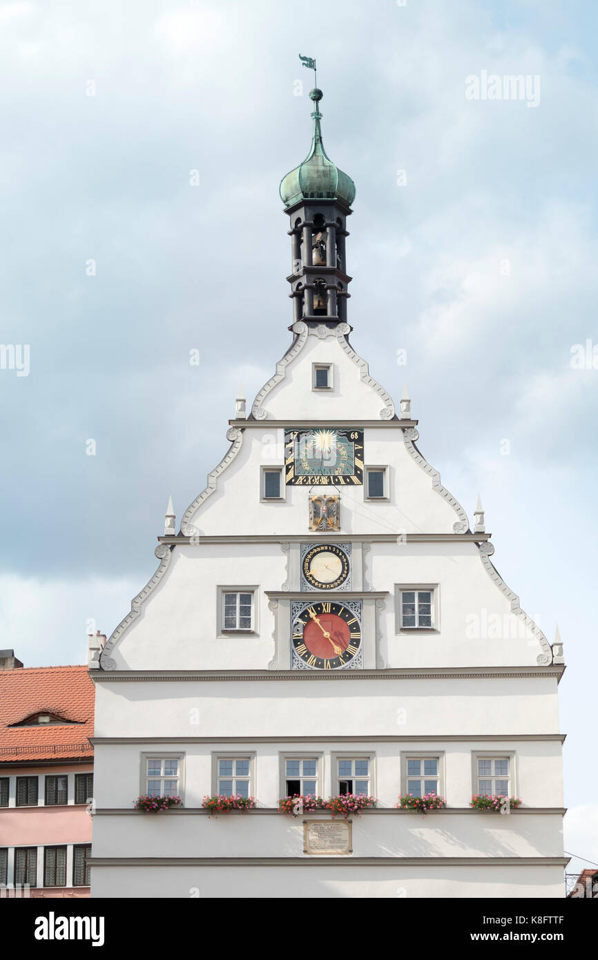 Marktplatz, Rattrinkstube or Councillors' Tavern, medieval town center of Rothenburg ob der Tauber, Franconia, Bavaria, Germany Stock Photo