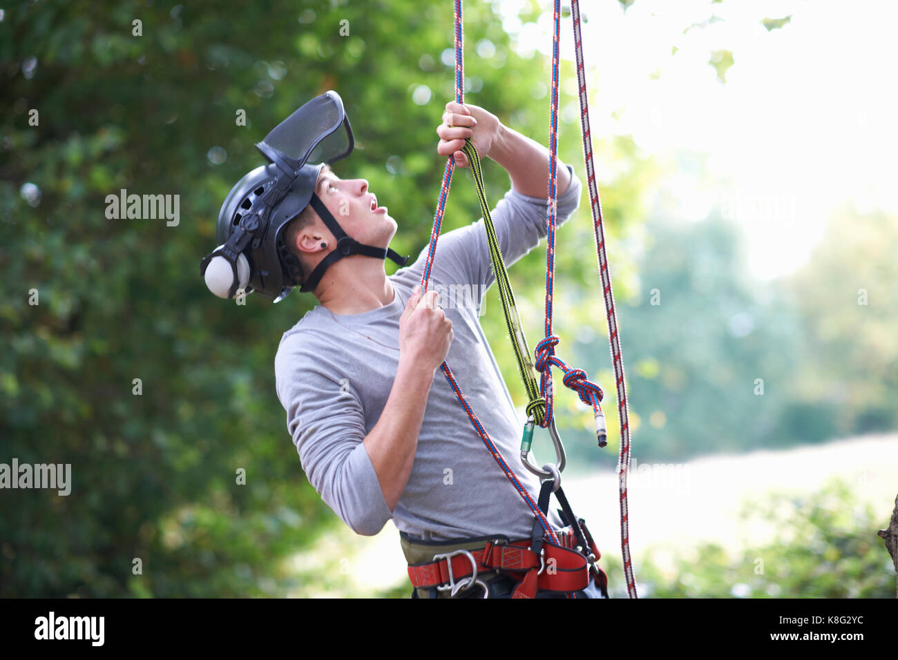 Pulling the ropes hi-res stock photography and images - Alamy