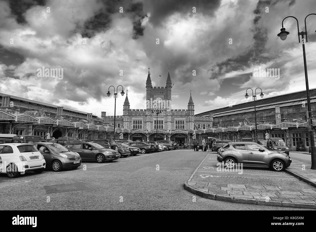 Bristol Temple Meads Rail Station B&W Stock Photo Alamy