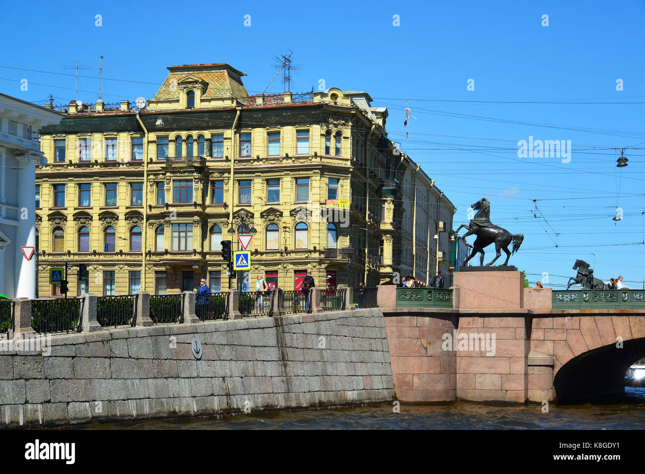 Anichkov palace hi-res stock photography and images - Alamy