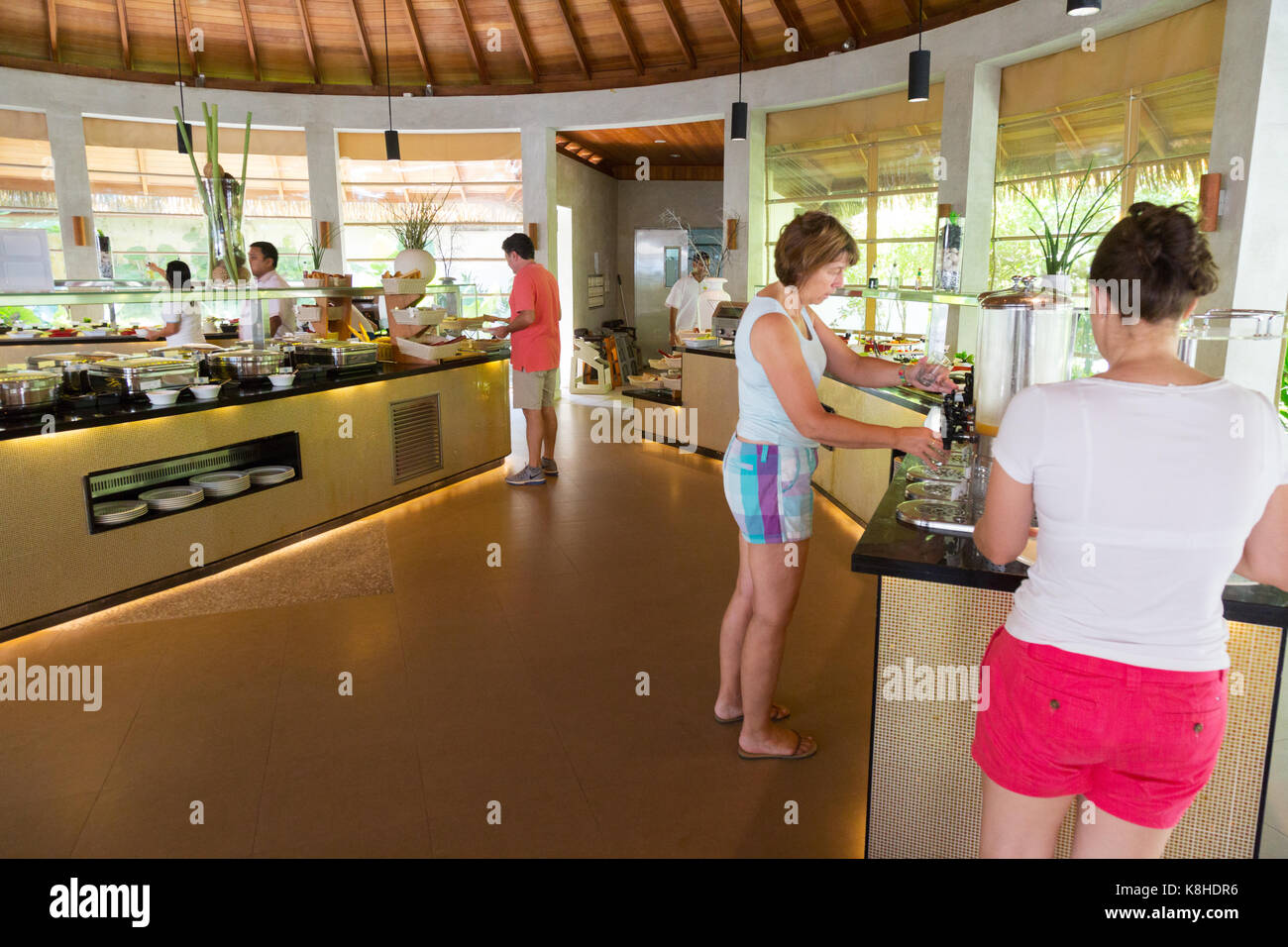 Maldives resort - Guests at breakfast buffet at Kuramathi resort, Maldives, Asia Stock Photo
