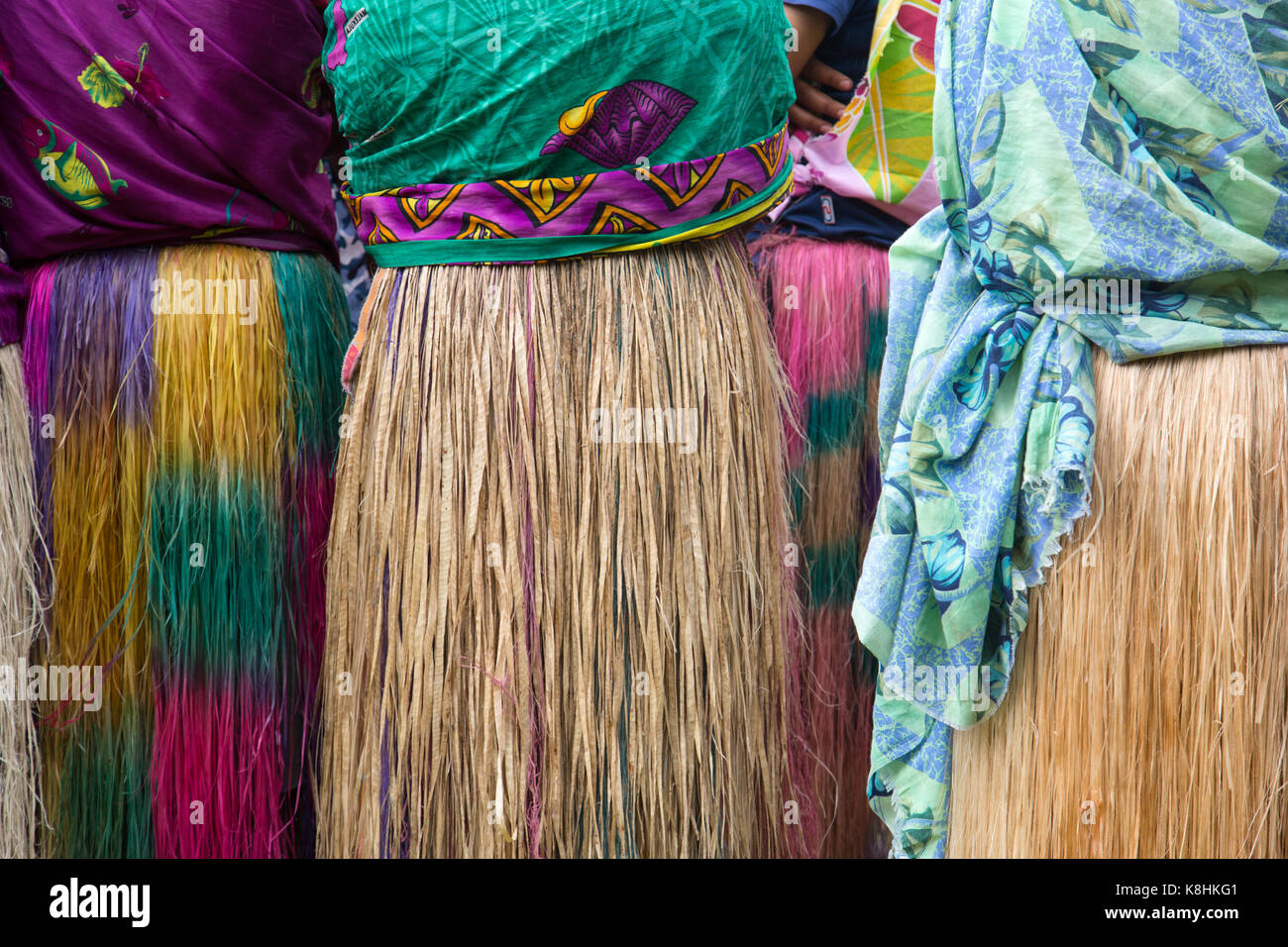 Grass Skirt High Resolution Stock Photography and Images Alamy