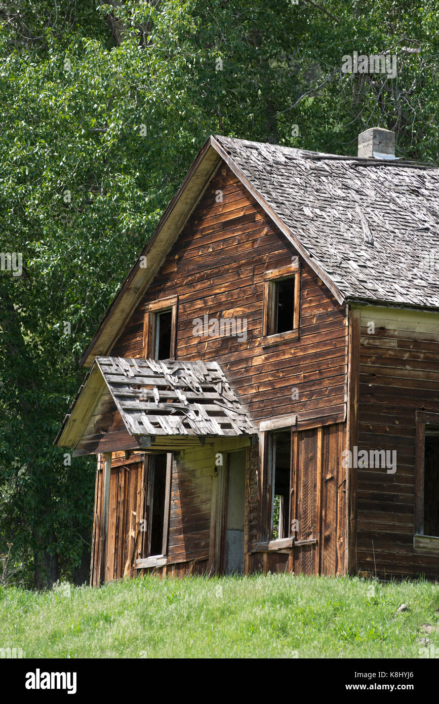 Abandoned farmhouse in Northeast Oregon's Chesnimus Canyon. Stock Photo