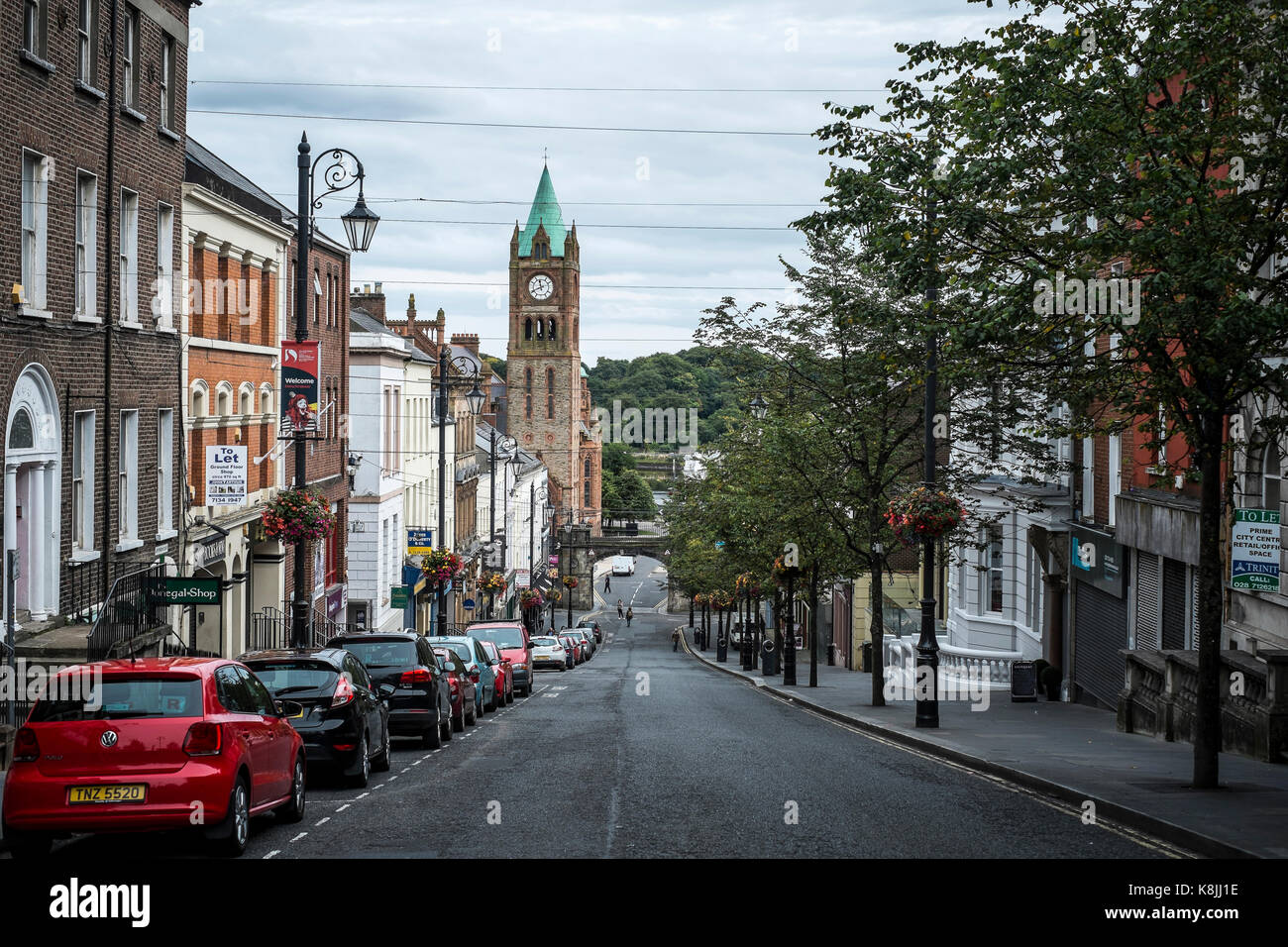 Street View Northern Ireland A View Of Shipquay Street In Derry / Londonderry, Northern Ireland Stock  Photo - Alamy