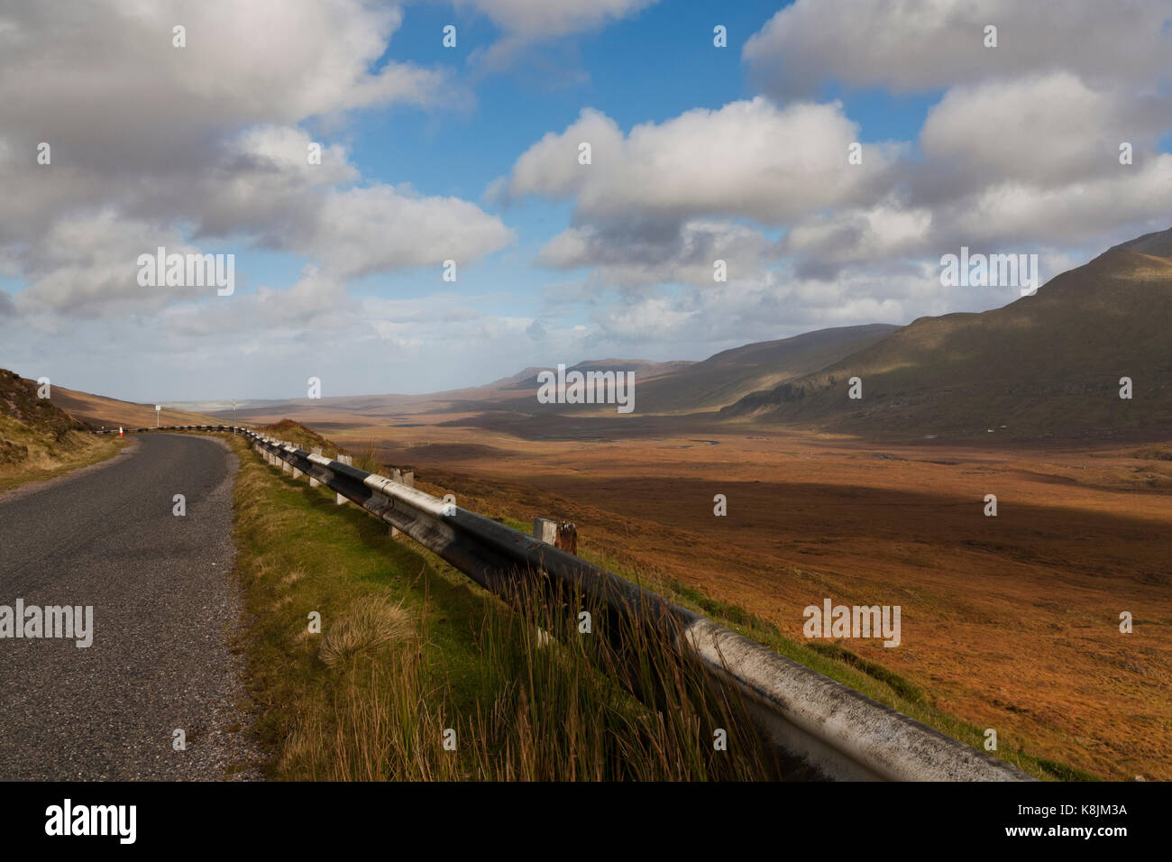 Nc 500 single track road hi-res stock photography and images - Alamy