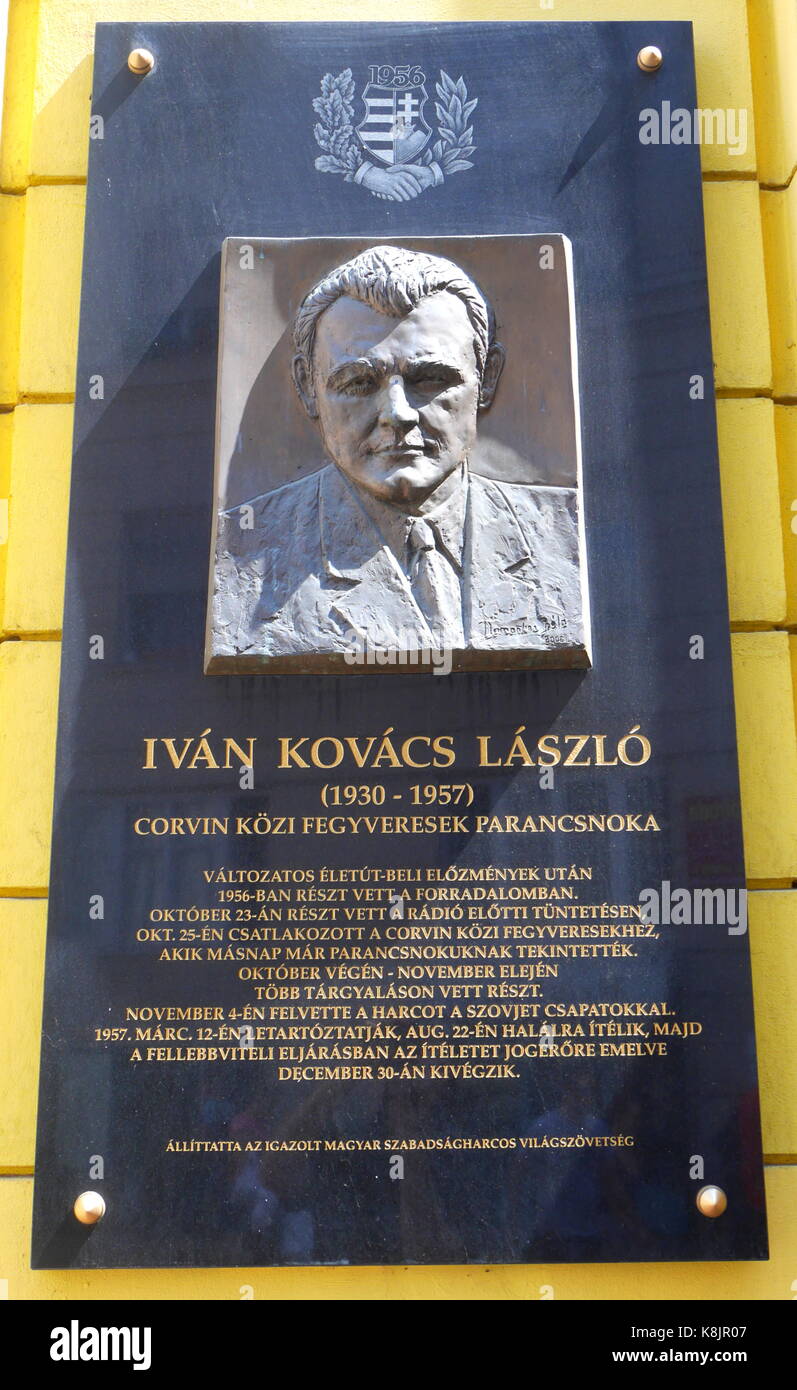 Memorial plaque to Ivan-Kovacs Laszlo, one of the leaders of the 1956 Hungarian revolution, on the wall of the Corvin Cinema, Budapest, Hungary Stock Photo