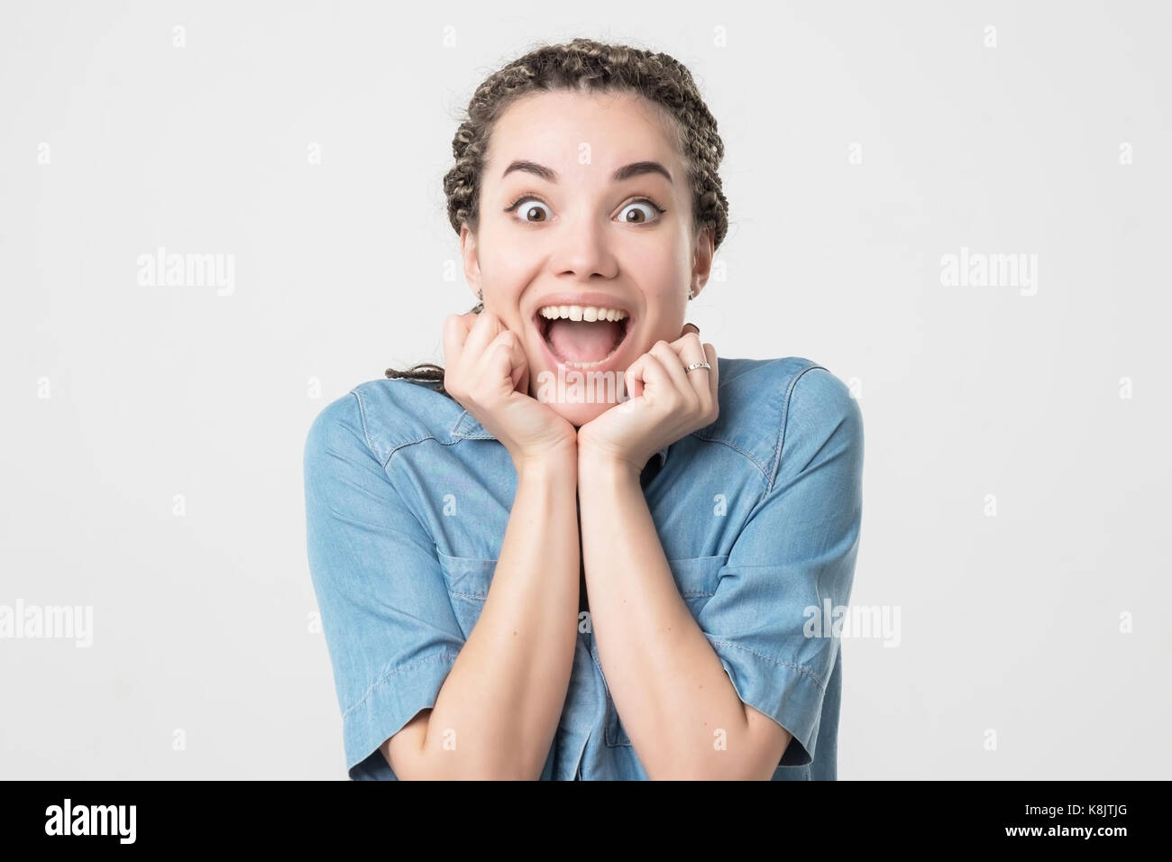 Girl mouth wide open hires stock photography and images Alamy