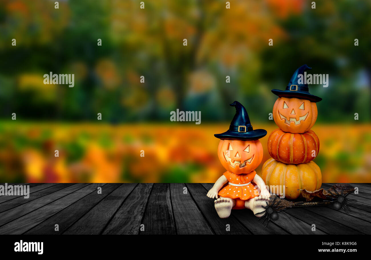 Halloween pumpkin with background and copy space Stock Photo - Alamy