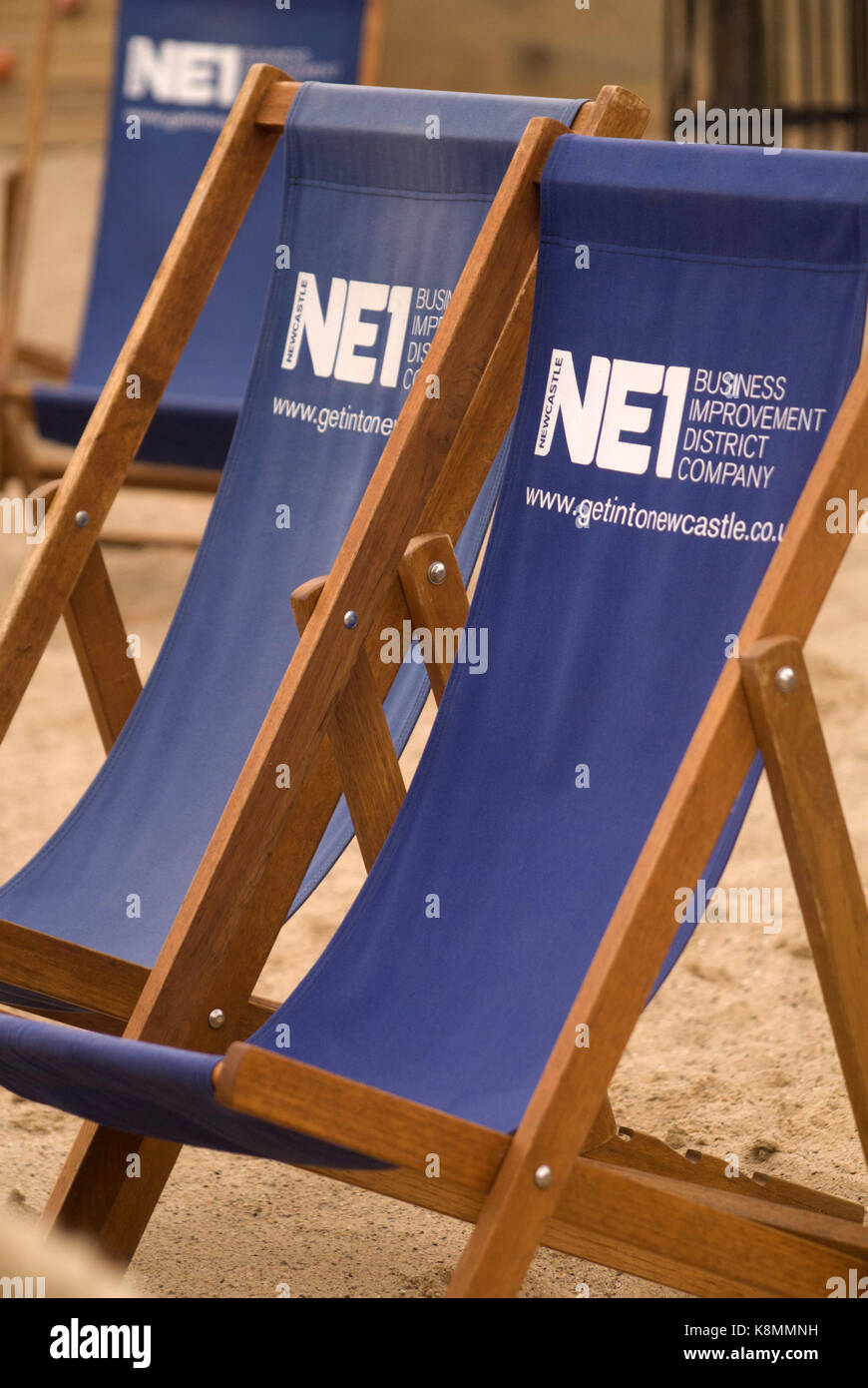 NE1 deckchairs, Newcastle beach Stock Photo