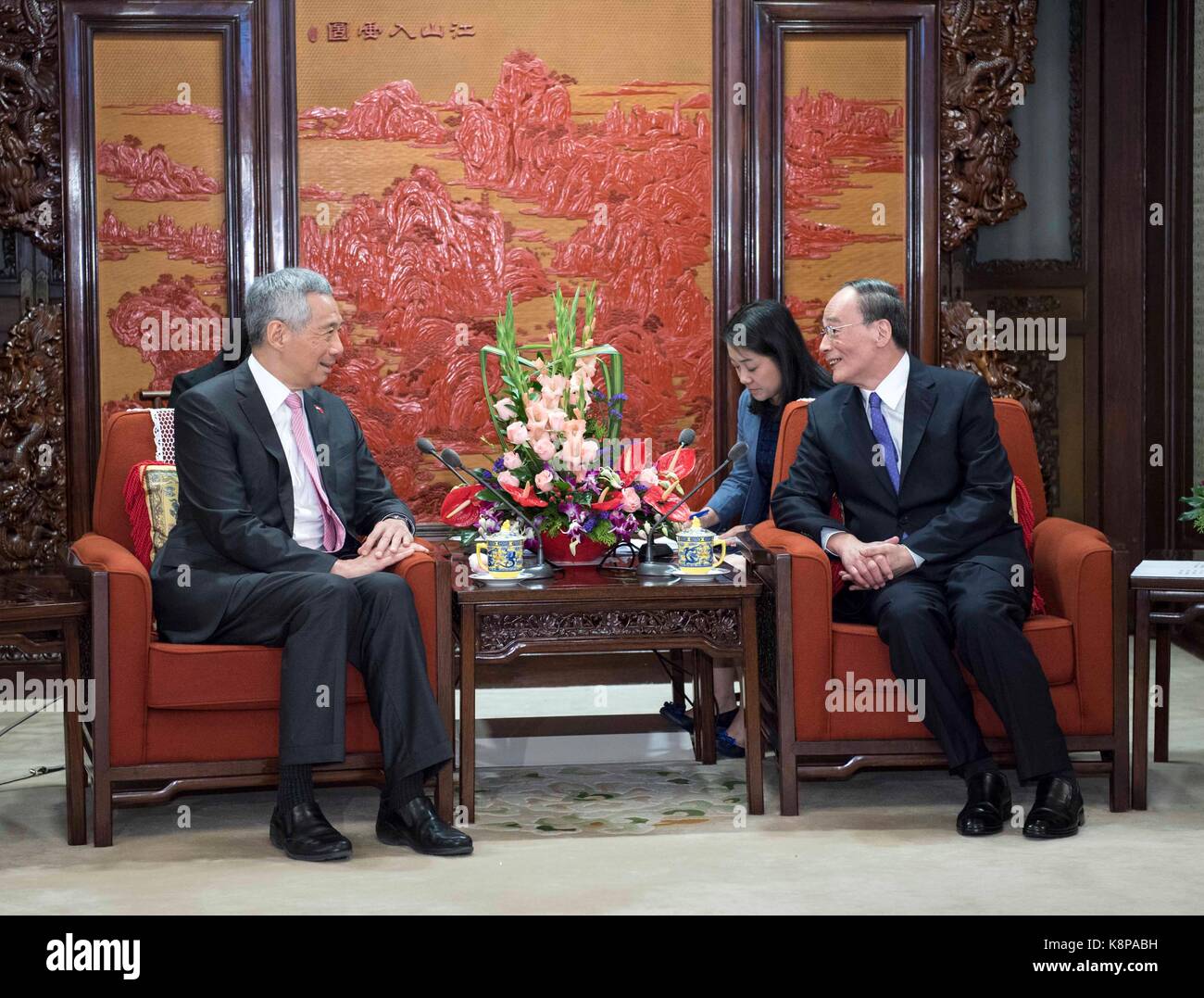 (170920) -- BEIJING, Sept. 20, 2017 (Xinhua) -- Wang Qishan (R), head ...