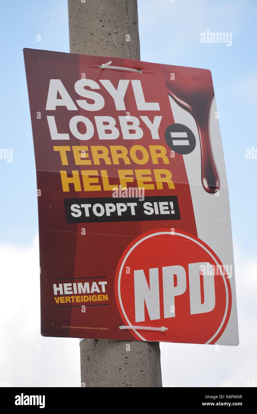 Election poster for the elections to the german Bundestag, Germany, city of Nordhausen, 19.September 2017. Photo: Frank May | usage worldwide Stock Photo