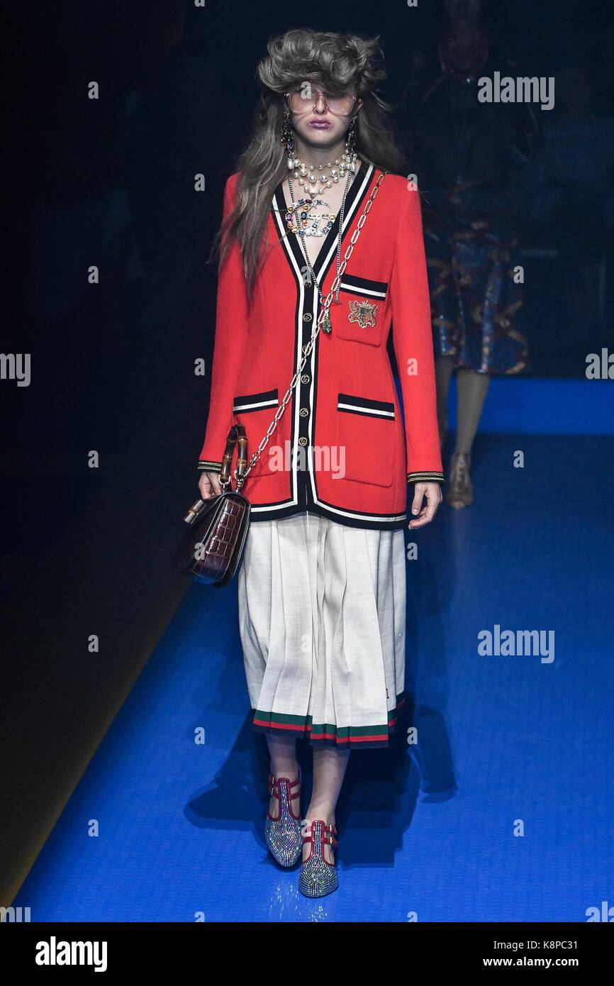 MILAN, ITALY - FEBRUARY 24, 2023: Woman with blue denim Louis Vuitton bag  before Gucci fashion show, Milan Fashion Week street style Stock Photo -  Alamy