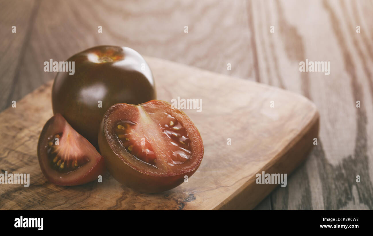 ripe kumato tomatoes Stock Photo Alamy