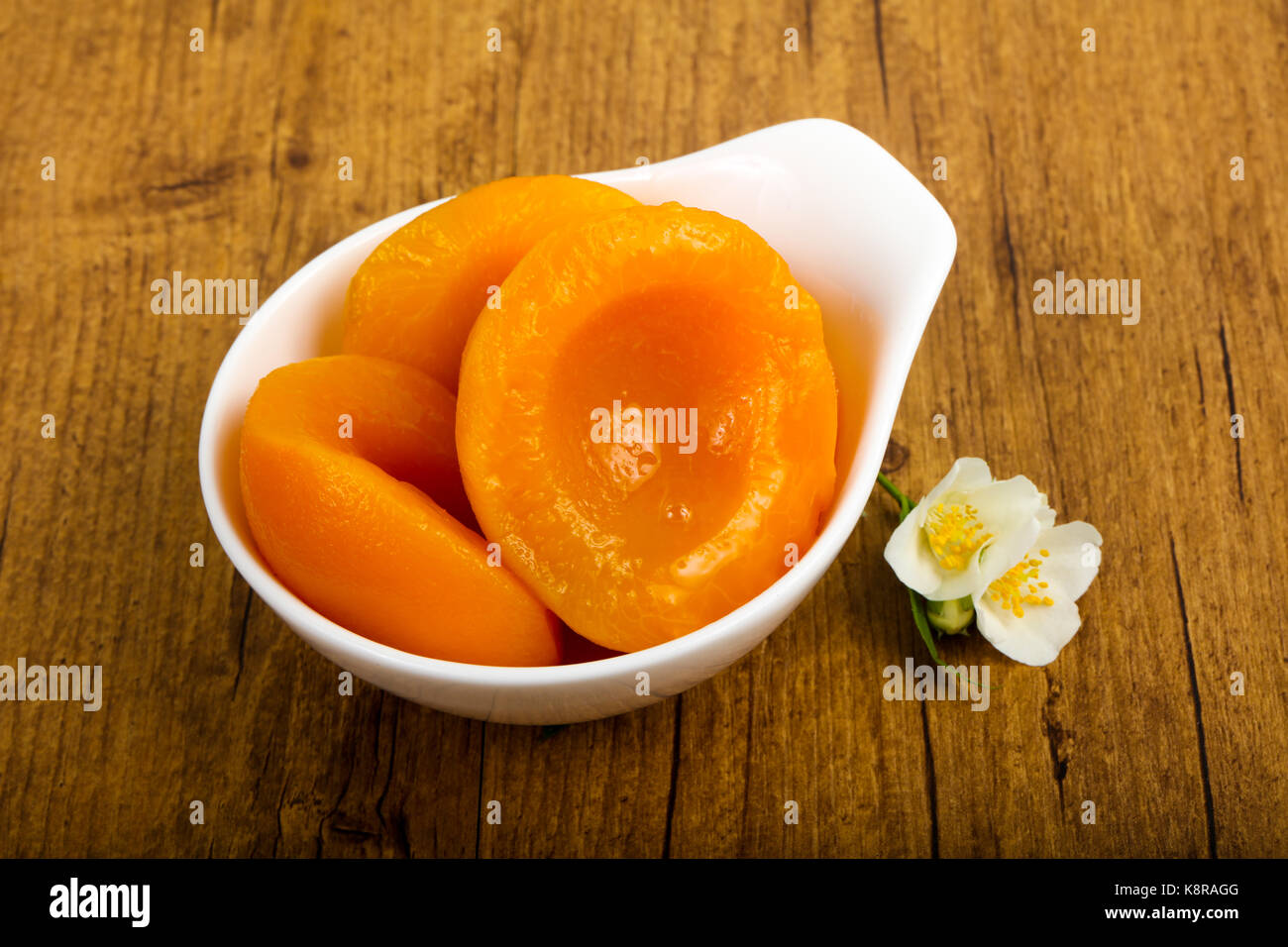 Sweet Canned peaches Stock Photo Alamy